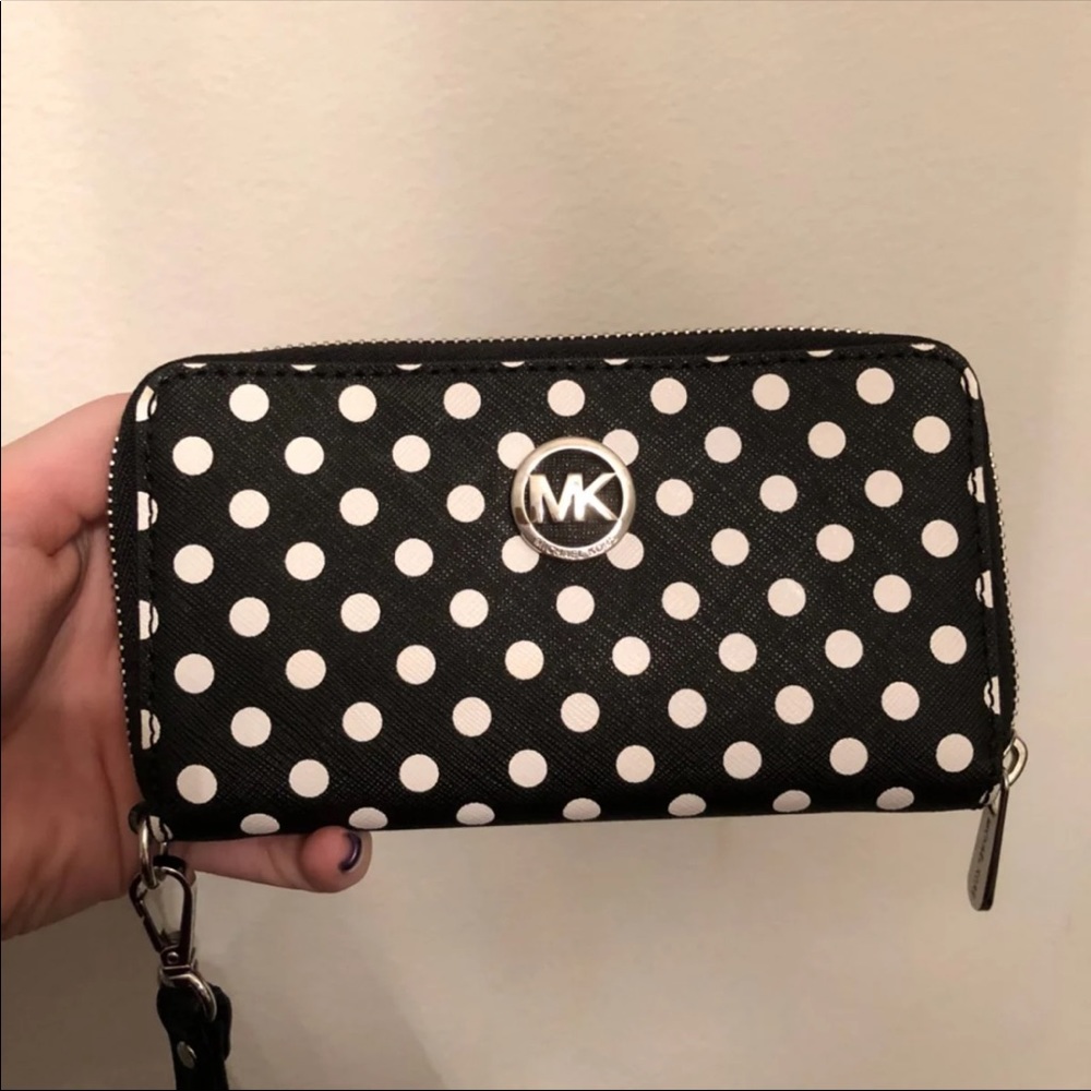 MK wristlet